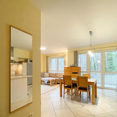 Zum Sonnenstrand Jaegerstrasse 10a 3 *